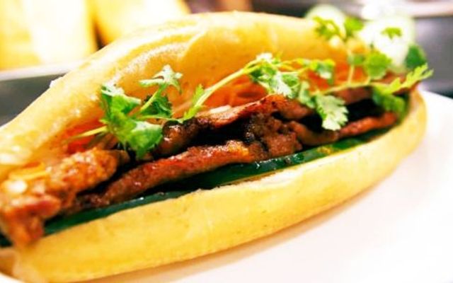 Bánh Mì Nguyễn - Trần Hưng Đạo