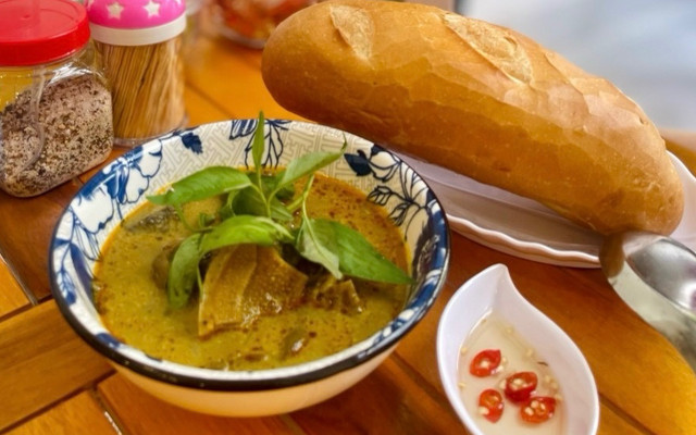 Bình Định Quán - Món Ngon - 74 Đường Số 3