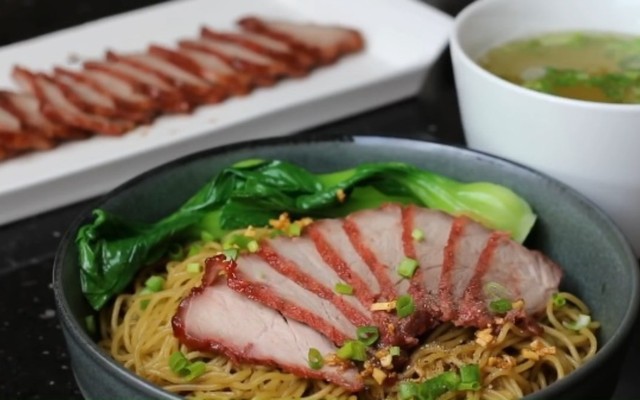 Nghĩa Ký - Mì Khô Heo Quay & Hủ Tiếu Mì Đuôi Heo