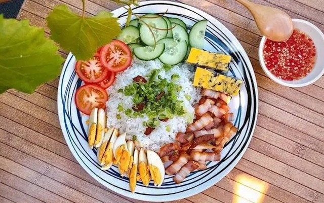 Quán 70 - Cơm Tấm Long Xuyên - Lý Thường Kiệt