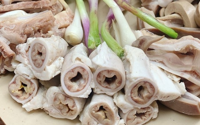 Bún Đậu & Lòng Trần - 143 Tô Hiệu