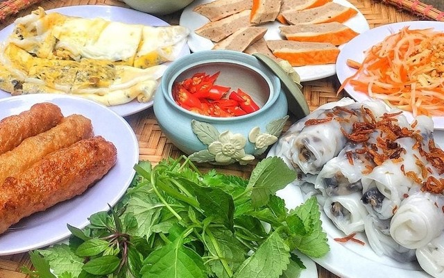 Ăn Vặt Bảo Hân & Sally Hoàng - Lê Lai