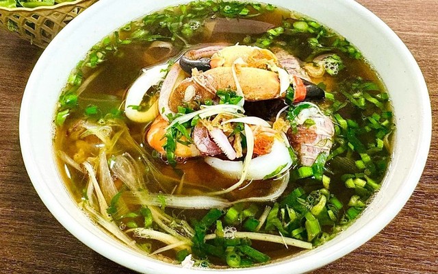Bánh Đa Cù Kỳ Trang Đinh - 61 Nguyễn Quý Tân