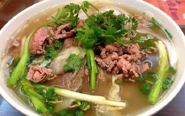 Phở Sung - 14 Phạm Văn Nghị