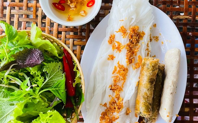 Nhà Mít - Bánh Mướt Xứ Nghệ - 129 Đặng Huy Trứ