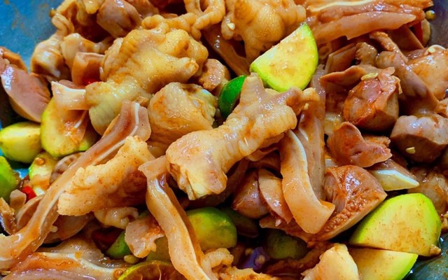 Bếp Mẹ Tây - Chân Gà Sốt Thái & Sả Tắc - Lê Văn Quới
