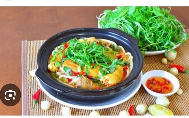 Bánh Canh Cá Lóc Cô Bông 5 - Phạm Văn Thuận