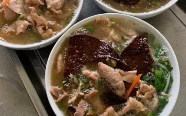 Phở Hiền - Phở Gan Cháy - Số Nhà 7 Khu 1 Thị Cầu Đường Hoàng Quốc Việt