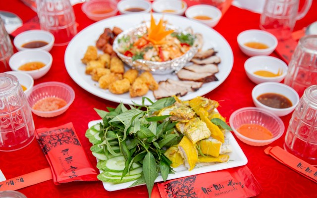 Nhà Hàng Nữ Nhi Hồng - Lê Hồng Phong