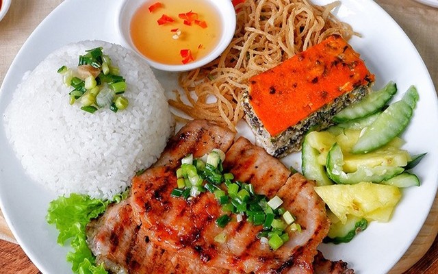 Cơm Tấm Đêm & Bún Thịt Nướng - Cô Thi