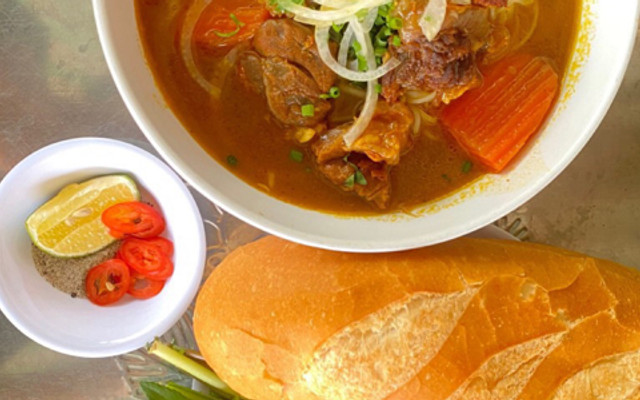 Bò Kho Cô Ba - Bánh Mì & Hủ Tiếu Bò Kho