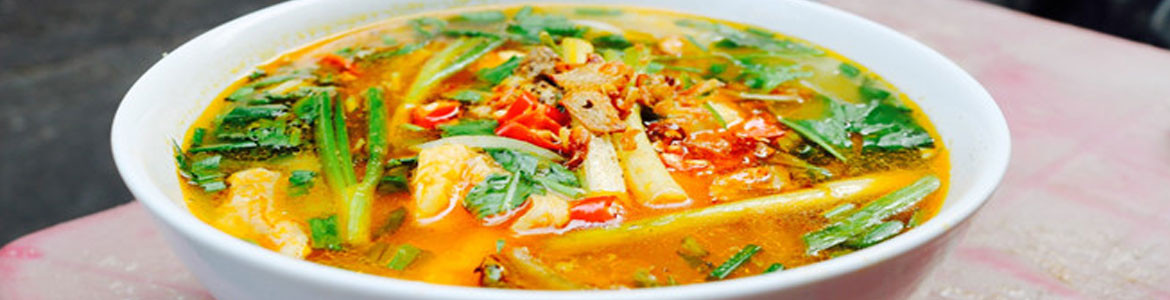 Chị Tuyền - Bánh Canh Bột Gạo Cá Lóc Huế