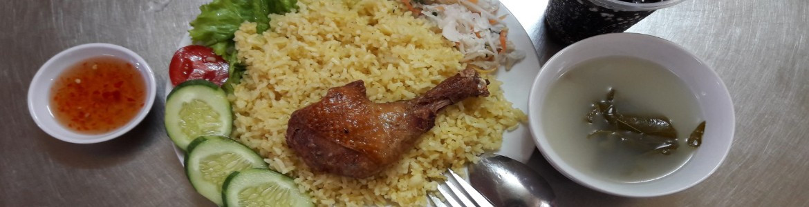 Cơm Gà Xối Mỡ Chị Tuyết