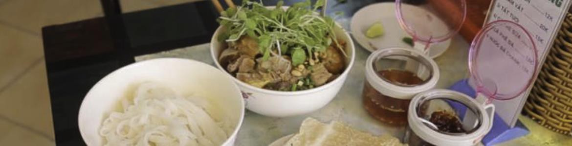 Mì Quảng Quỳnh Khương