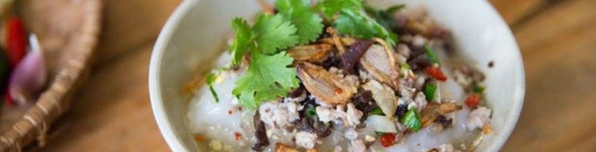 Bánh Đúc Nóng Bà Xuân