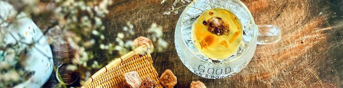 Tiệm Trà Túi Nâu