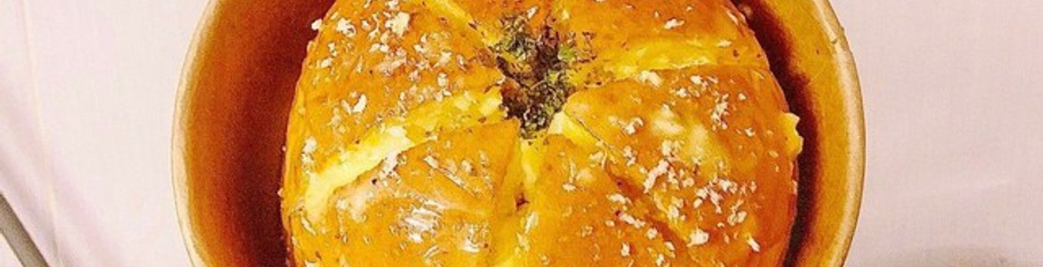 Tiệm Bánh Ngũ Phúc