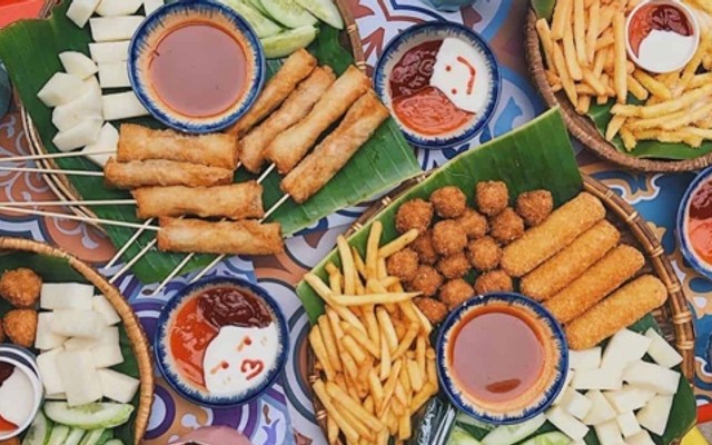 Cô Hương - Nem Chua Rán Hà Nội & Trà Sữa Nhà Làm - Phạm Hùng
