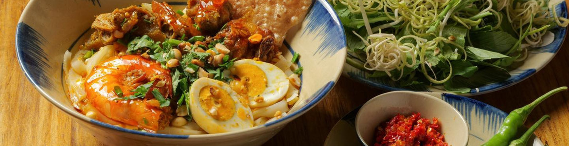 Tiệm Mỳ Quảng Thým Bi 