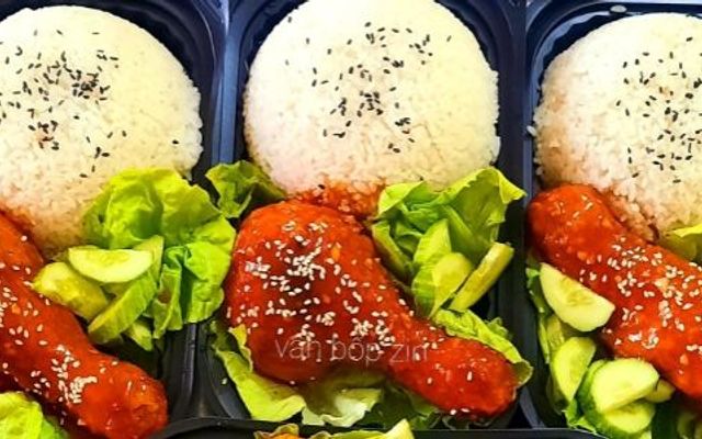 Tiệm Ăn Vặt Cô Vân - Lê Hồng Sơn