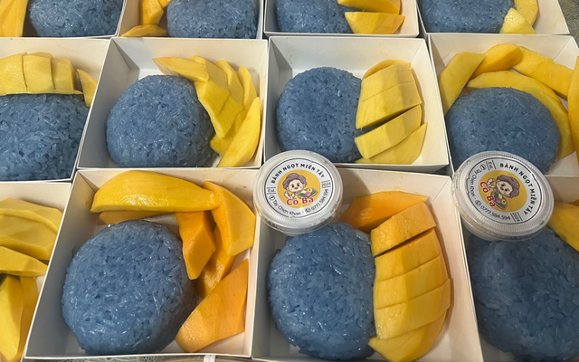 Xôi Xoài Thái Lan & Bánh Bò Thốt Nốt - Cô Ba