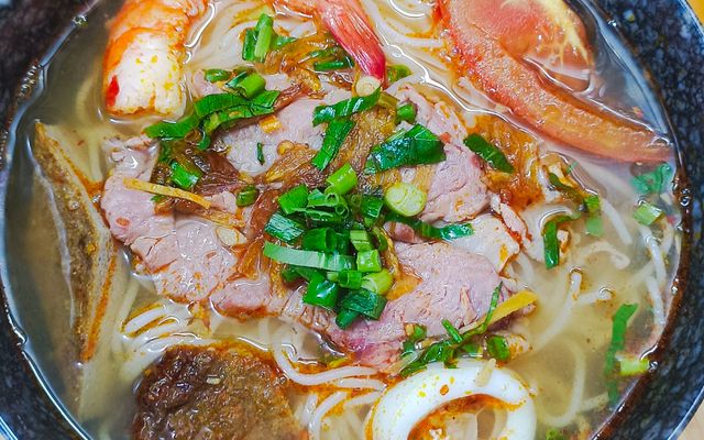 Quán Ăn Diệu Ghẹ - Bánh Canh Ghẹ & Bún Thái Hải Sản