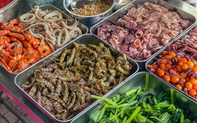 Tyty - Bún Hải Sản & Mì Chua Cay - Hoàng Quốc Việt