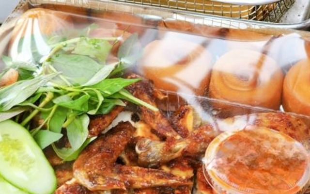 Gà Nướng Cơm Lam Tây Nguyên Xanh - Vĩnh Lộc A