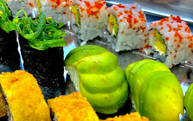 Hokkaido Sushi Bar - Món Ăn Sushi Sashimi - A721 Trần Phú