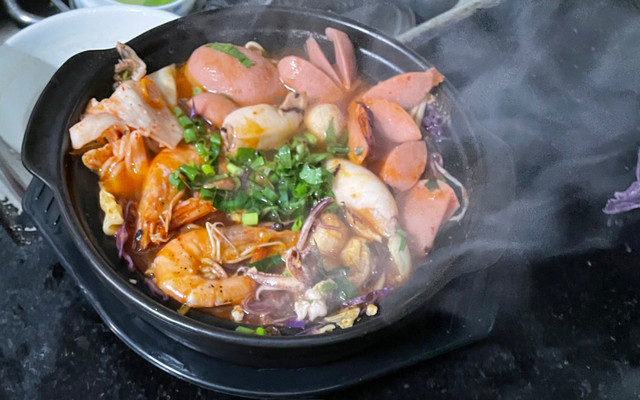 Bum Bum Ciao - Trà Trái Cây & Mỳ Cay - Hùng Vương