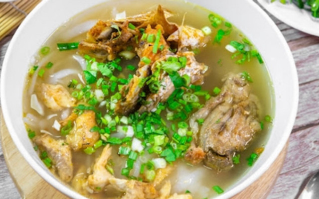Bánh Canh Cá Lóc Bếp Bợm - Nguyễn Văn Quá