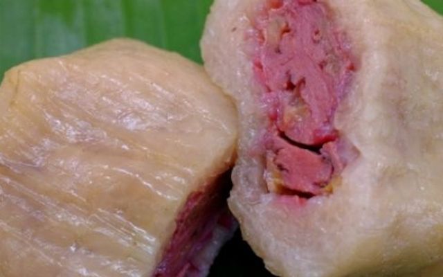 Bánh Tét Chuối Thành Nam - Nơ Trang Long