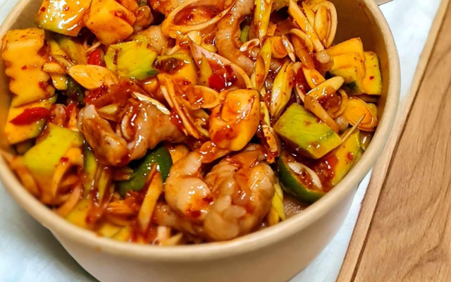 Chân Gà Rút Xương Sốt Thái - Anh Chú - Thái Phiên