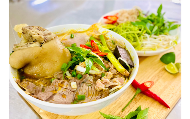 Bún Bò BN - 201 Nguyễn Hoàng