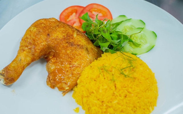 Cơm Gà Xối Mỡ 372 - Cơm Gà Xối Mỡ - Điện Biên Phủ