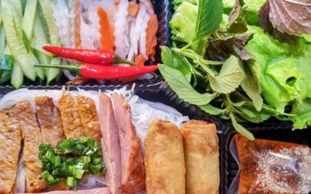 Cơm Tấm Gốc Sung - Món Ăn Sáng & Trưa Bình Dân - Nguyễn Văn Đậu