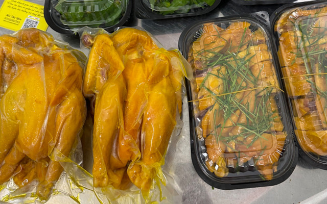 Gà Ri Ủ Muối Minh Yến - Bùi Văn Hoà