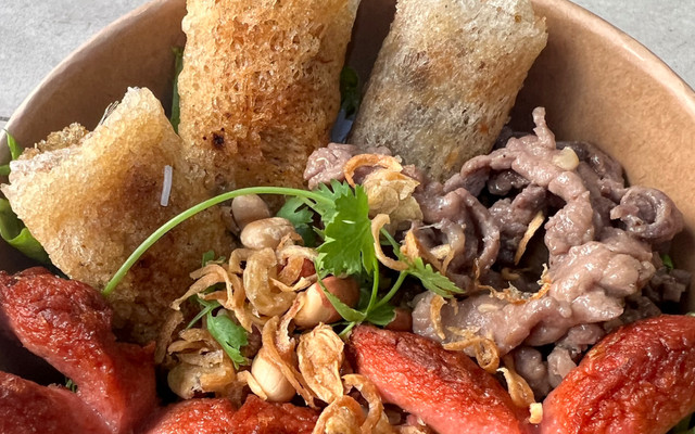 Thuỷ Béo - Bún Trộn - Quan Nhân