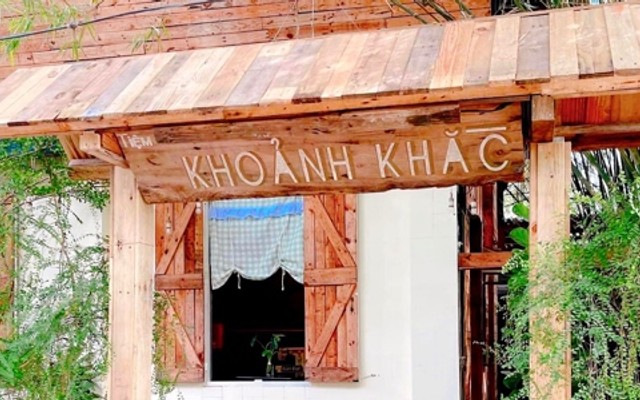 Tiệm Cà Phê Khoảnh Khắc - Cà Phê - Trần Bình Trọng