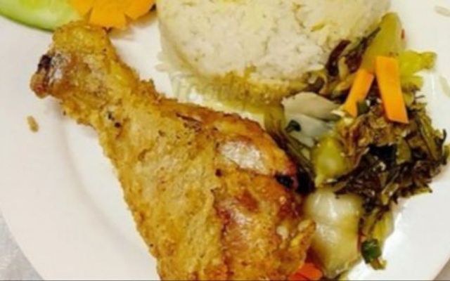 Cơm Gà Xối Mỡ - Gia Lâm