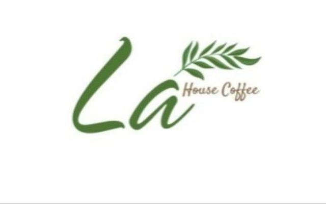 Lá House Coffee - Cách Mạng Tháng 8
