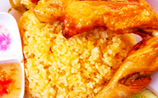 Quán Hẻm - Cơm Gà Xối Mỡ - 1127 Tỉnh Lộ 43