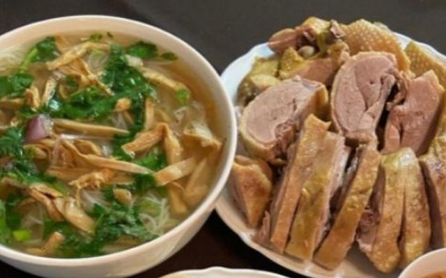 Cô Hiển - Bún, Bánh Đa Ngan Bò & Miến Trộn - 148 Lê Lợi