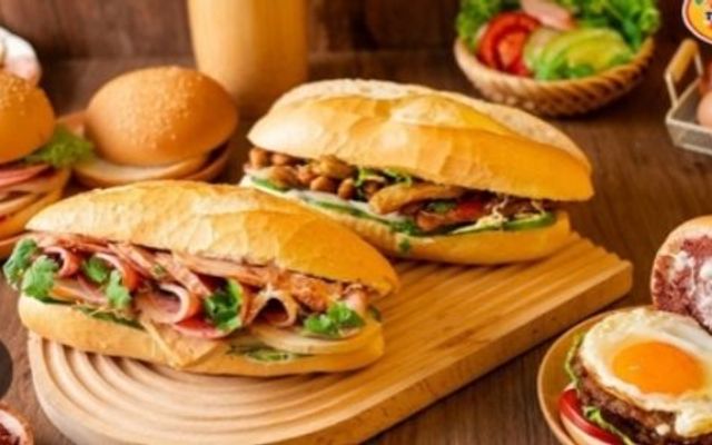 Bánh Mì Sài Gòn - 252A Thụy Khuê