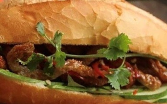 Bánh Mì Chả Cá Má Hải