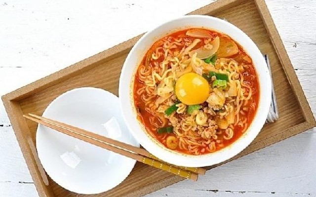 Gỏi Cuốn Cô Phượng - Ngô Thời Nhậm