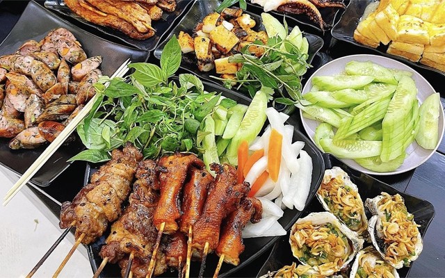 Xẹp Xẹp - Thai Street Food - 218C Hai Bà Trưng