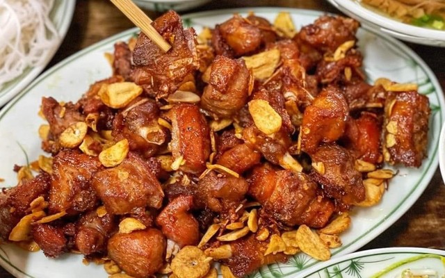Ngan Yến - Đồ Ăn - Lạc Long Quân