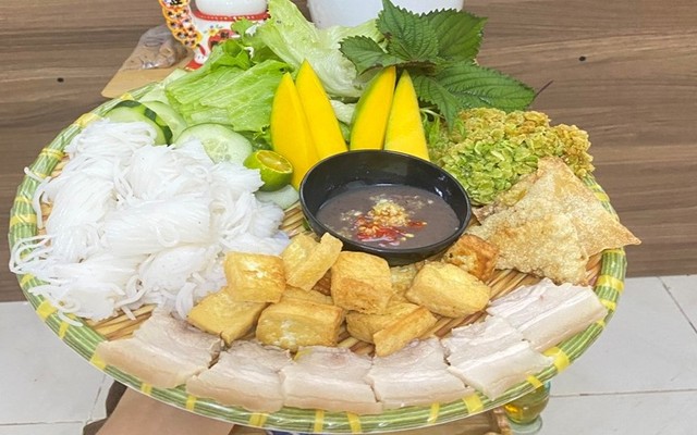 Quán 2B - Ăn Vặt & Giải Khát - Tôn Thất Dương Kỵ