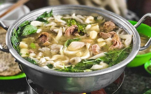 Lẩu Gà Lá É 139 - Thống Nhất